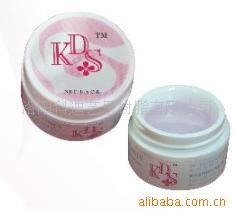 家居日用品與服飾 生活美學的雙翼